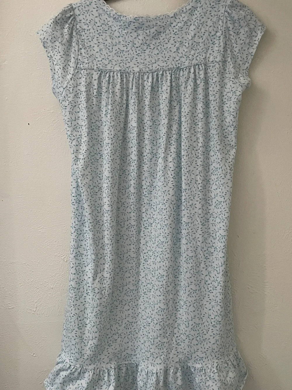 Eileen West Blue Floral Cotton Jersey Lace Trim Nightgown Sleep Shirt NWOT Small - Picture 7 of 8
